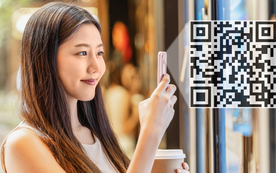 Employees Check In via Mobile